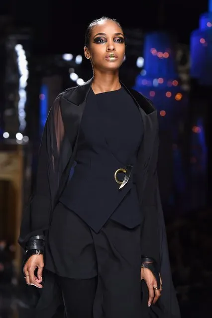 A model walks the runway during the Balmain show as part of the Paris Fashion Week Womenswear Fall/Winter 2017/2018  on March 2, 2017 in Paris, France. (Photo by Pascal Le Segretain/Getty Images)