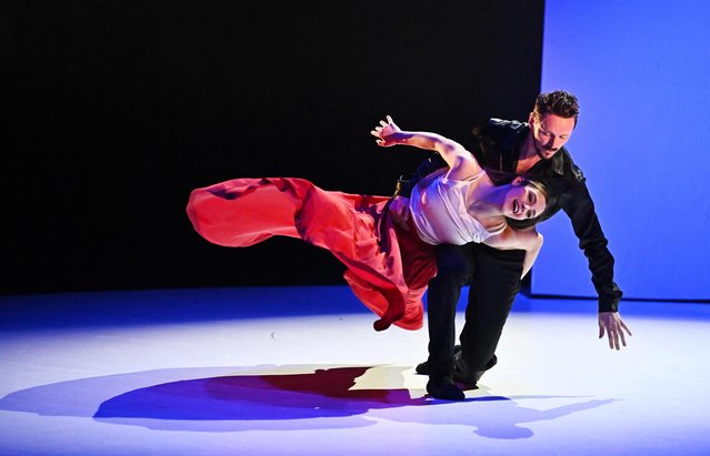 Dancer of the Szeged Contemporary Ballet group perform on the stage during the premiere of “Carmen” composed by French Georges Bizet and Russian composer Rodion Shchedrin, coreographed by Hungarian Tamas Juronics and Hungarian Czar Gergely at the National Dance Center in Budapest on March 26, 2023, in the third part of three one-act dance productions. (Photo by Attila Kisbenedek/AFP Photo)