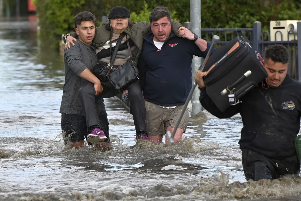 Pictures of the Year 2022, Part 114/163