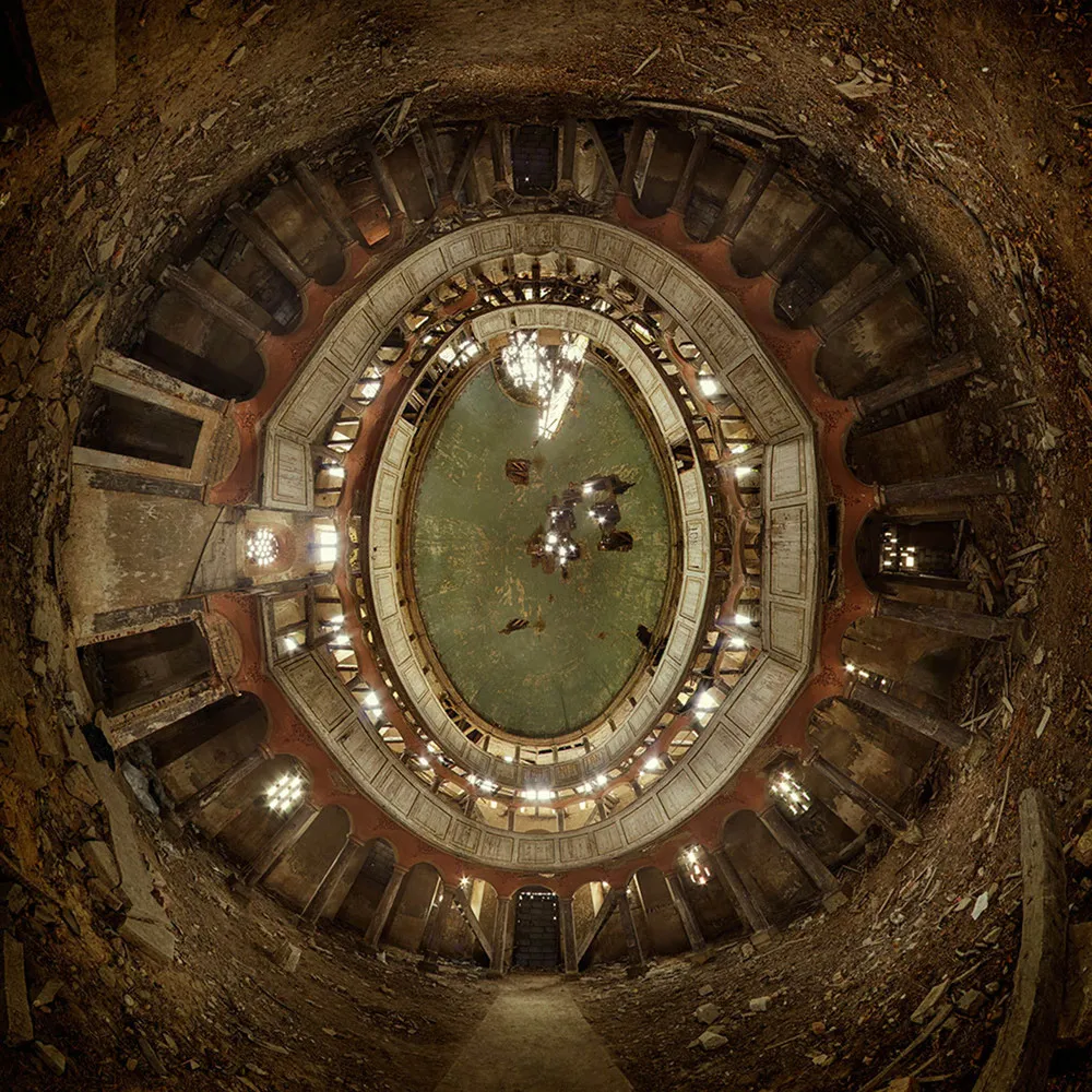 360 Degrees Views of Abandoned Buildings in Europe