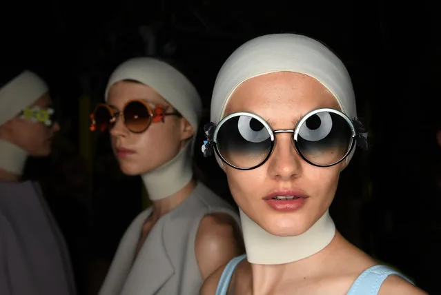 Models prepare backstage ahead of the Anya Hindmarch show during London Fashion Week Spring/Summer collections 2017 on September 18, 2016 in London, United Kingdom. (Photo by Stuart C. Wilson/Getty Images)