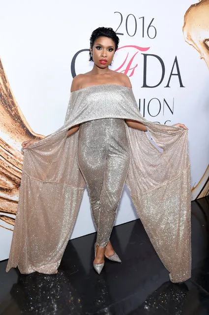 Jennifer Hudson poses at the CFDA Fashion Awards at the Hammerstein Ballroom on Monday, June 6, 2016, in New York. (Photo by Evan Agostini/Invision/AP Photo)