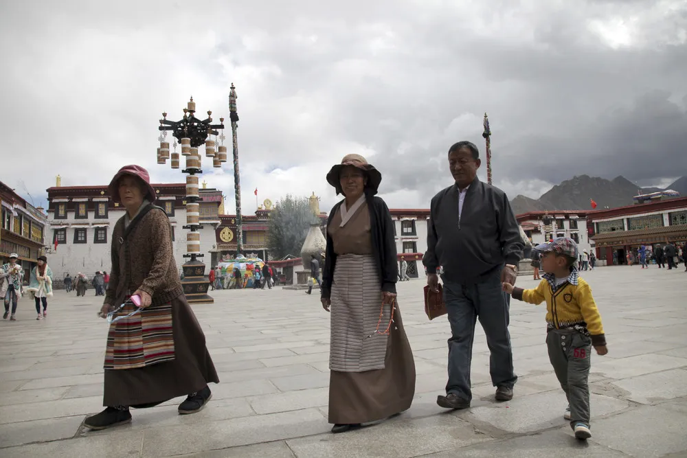 Glimpse of Life in Tibet under China's Rule