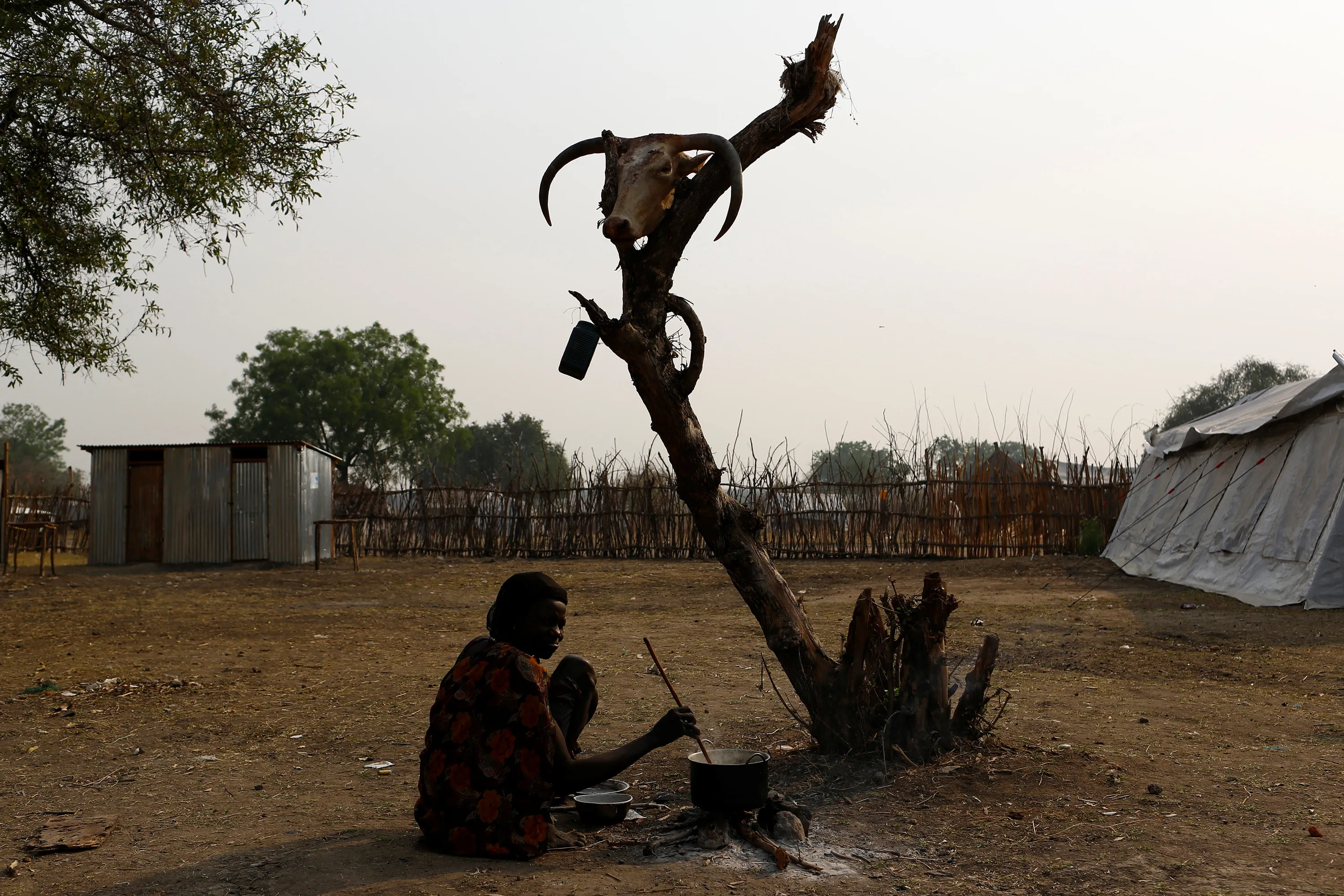 Природа голода. Судд Южный Судан. Южный Судан деревни.