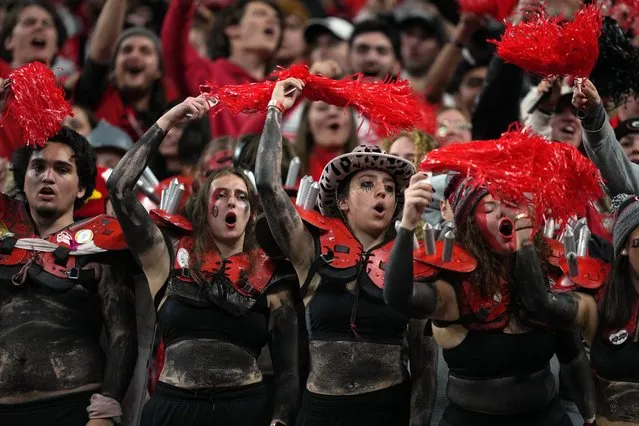 Georgia Bulldogs fans react during the CFP National Championship college football game against the Alabama Crimson Tide on Jan. 10, 2022 at Lucas Oil Stadium in Indianapolis, Indiana. (Photo by Kirby Lee/USA Today Sports)