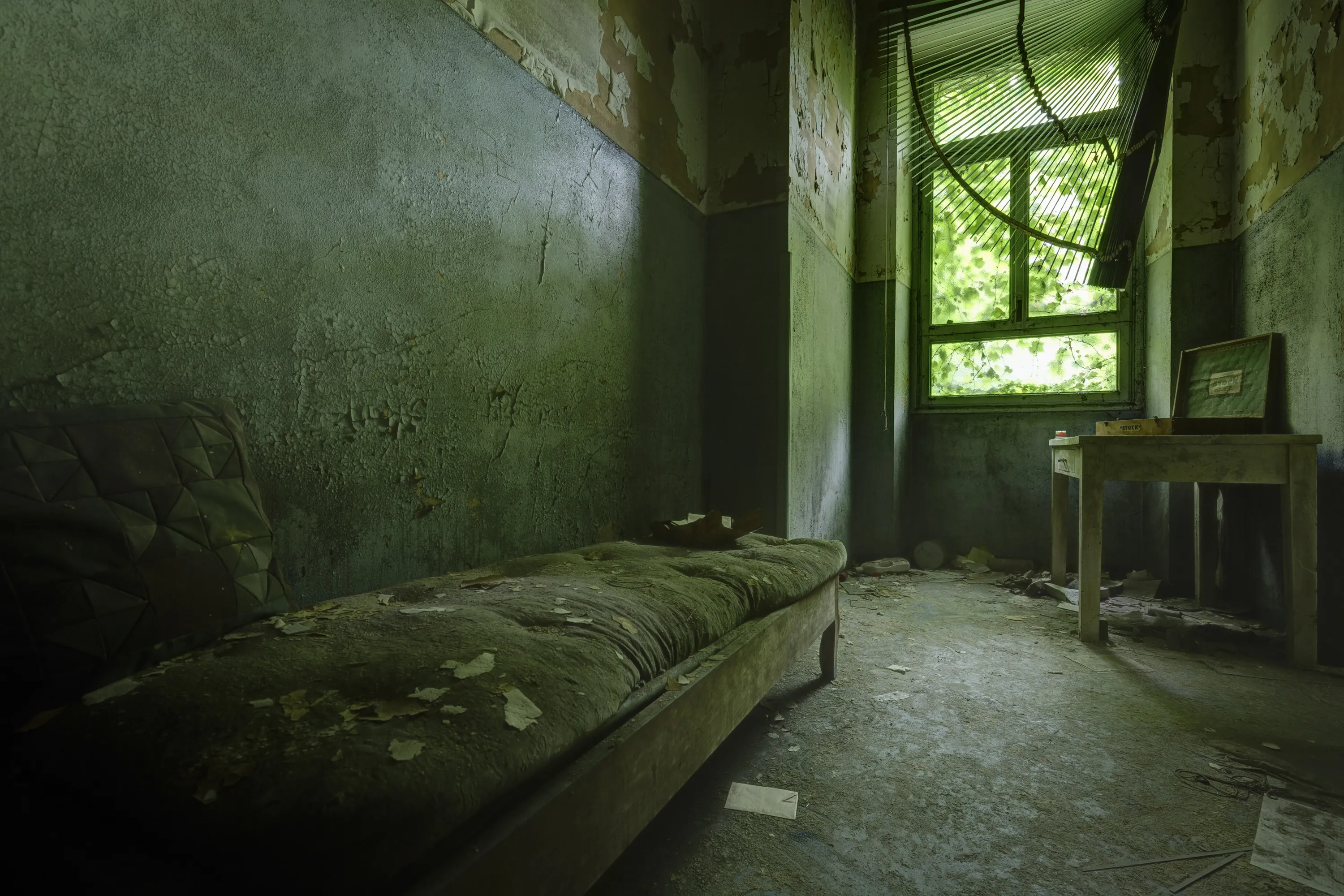Госпиталь 666. Заброшенный госпиталь (abandoned Hospital Red). Психиатрическая лечебница Кейн Хилл. Заброшенная психиатрическая больница в Италии. Абандонет асилум.