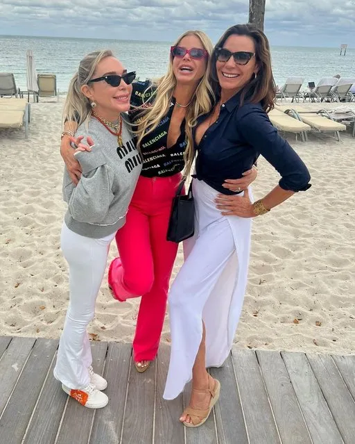 American socialite and television personality Luann de Lesseps (R) and her friends in the second decade of March 2023 are “Miami hotties”. (Photo by countessluann/Instagram)