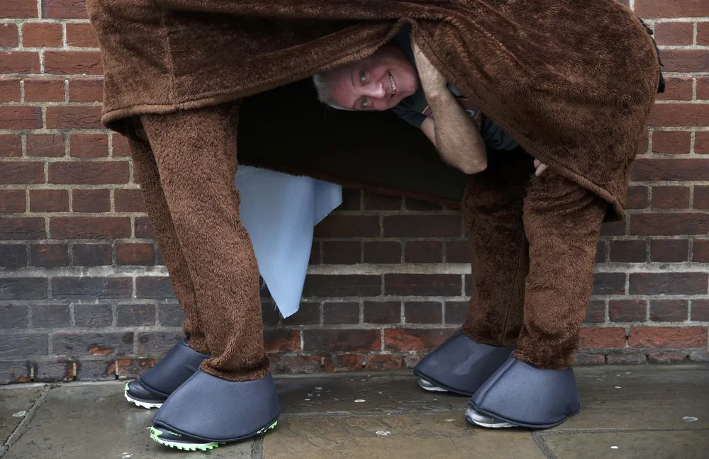 London Pantomime Horse Race