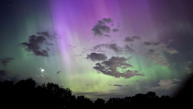 The northern lights can be seen from Eaton Rapids, Michigan, on May 10, 2024. (Photo by Adam Gumbrecht)
