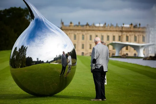 The Duke and Duchess of Devonshire attend Beyond Limts, a sculpture exhibition in the gardens of Chatsworth House in Derbyshire, England on September 9, 2016. The event opens on 10 September and features 19 installations. (Photo by Christopher Thomond/The Guardian)