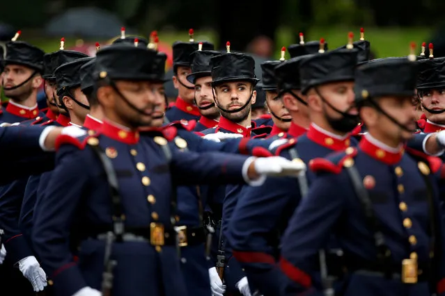 Members of the Spanish armed forces take part in a military parade marking Spain's National Day in Madrid, Spain October 12, 2016. (Photo by Juan Medina/Reuters)