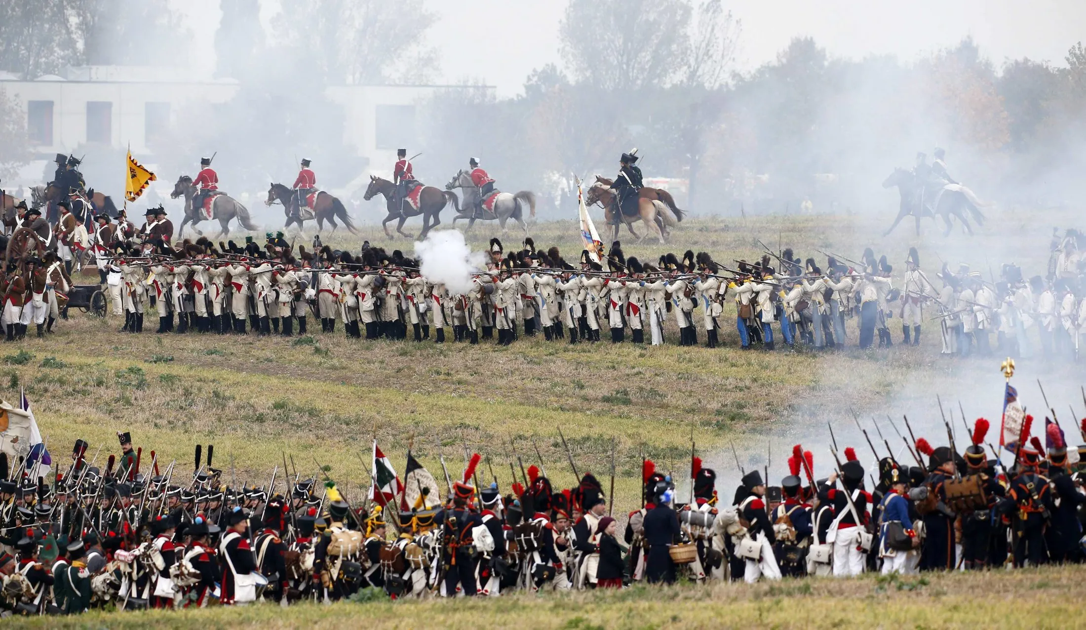 Сражение битва народов. 18 Октября 1813 год битва под Лейпцигом. Лейпциг битва народов. Лейпциг 1813. Битва под Лейпцигом реконструкция 2013.