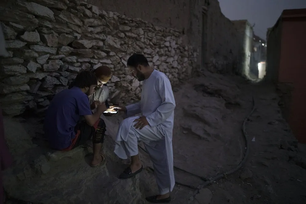 A Look at Life in Afghanistan, Part 1/2