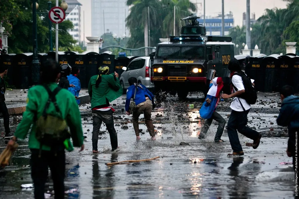 Students Protest Planned Fuel Price Rises in Indonesia