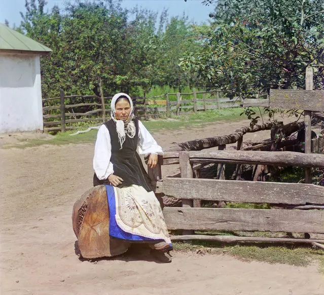 Photos by Sergey Prokudin-Gorsky. In Little Russia (near Putivl in Kursk Province), between 1904 and 1905