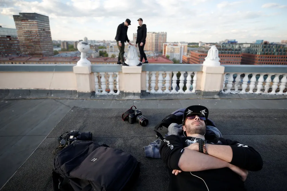 Moscow Rooftop Explorers defy Death and Gravity