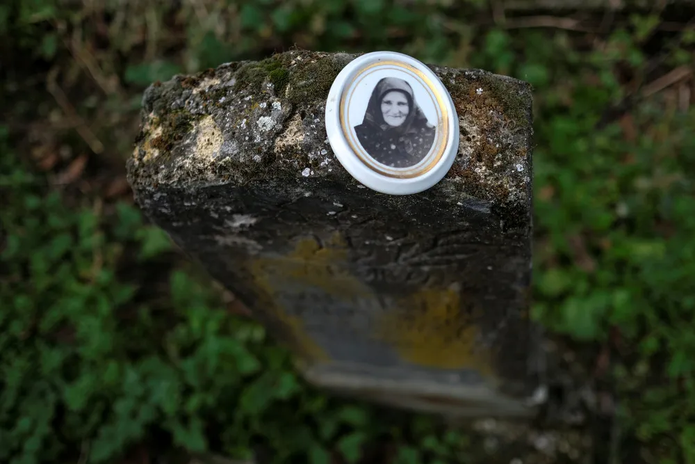 Serbia's Bungalow Cemeteries