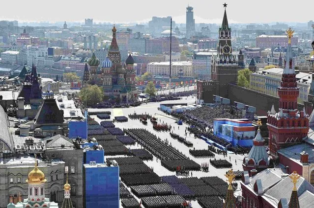 A general view of the Victory Day parade at Red Square in Moscow, Russia, May 9, 2015. (Photo by Reuters/Host Photo Agency/RIA Novosti)