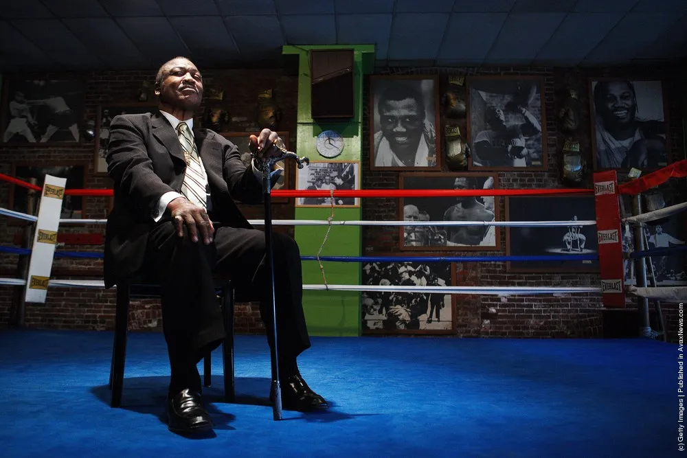 Boxing Legend “Smokin” Joe Frazier Dies at 67