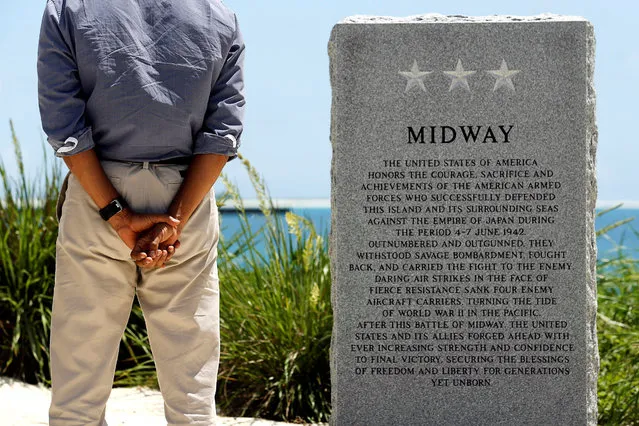 U.S. President Barack Obama pays his respects at a memorial to the Battle of Midway monument during a visit to the Papahanaumokuakea Marine National Monument, Midway Atoll, U.S. September 1, 2016. (Photo by Jonathan Ernst/Reuters)