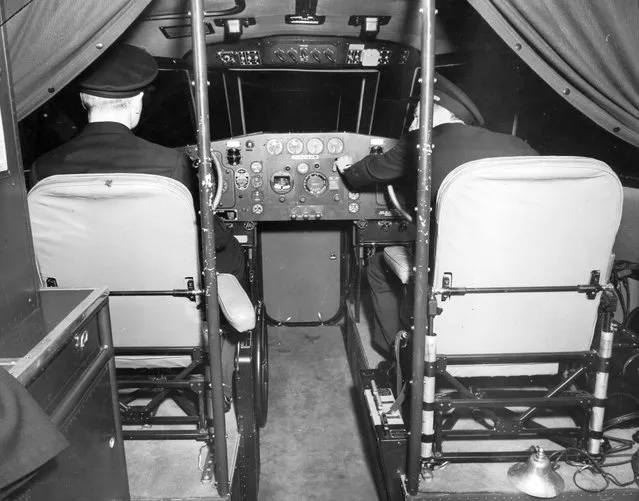 A view of the cockpit of the Yankee Clipper (Boeing 314), a big sea plane from the Pan American Airways, used for the crossings of the Atlantic on March 26, 1939. (Photo by Keystone-France/Gamma-Keystone via Getty Images)