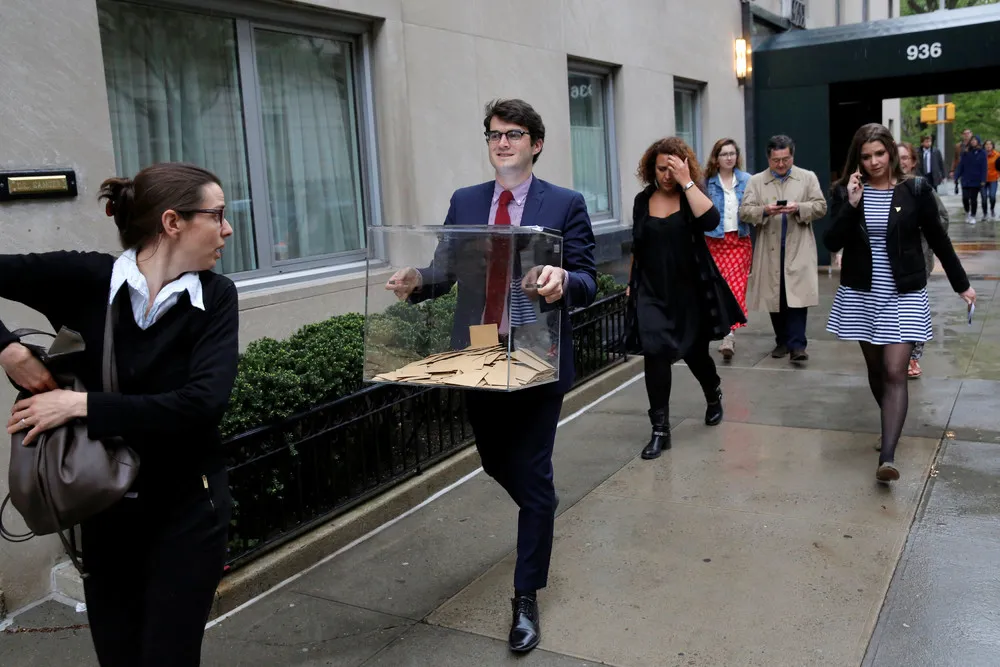 The Day in Photos – April 24, 2017