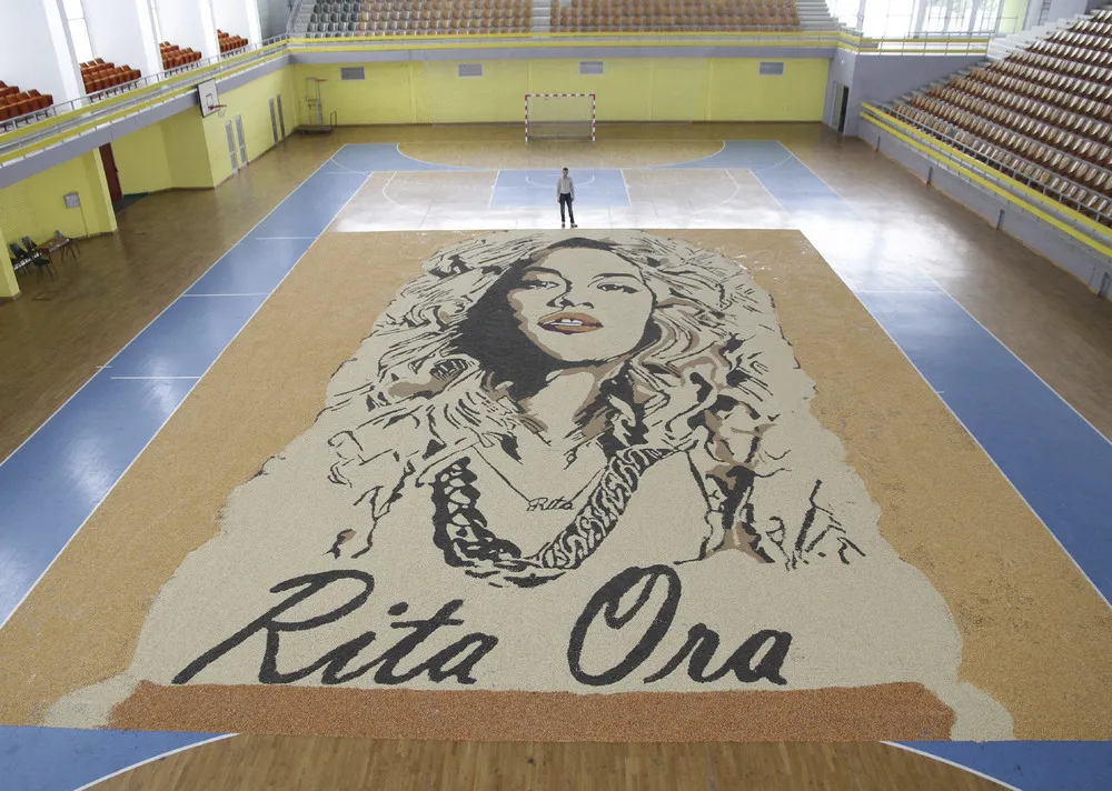 The Day in Photos – May 18, 2017