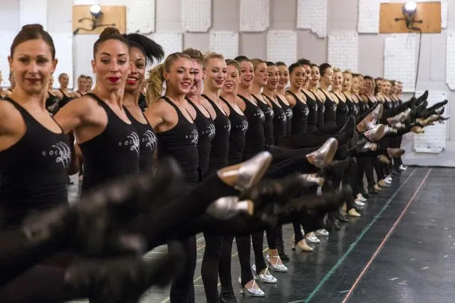 Dancers rehearse for the Rockettes 2015 Radio City Christmas Spectacular in New York October 15, 2015. (Photo by Lucas Jackson/Reuters)