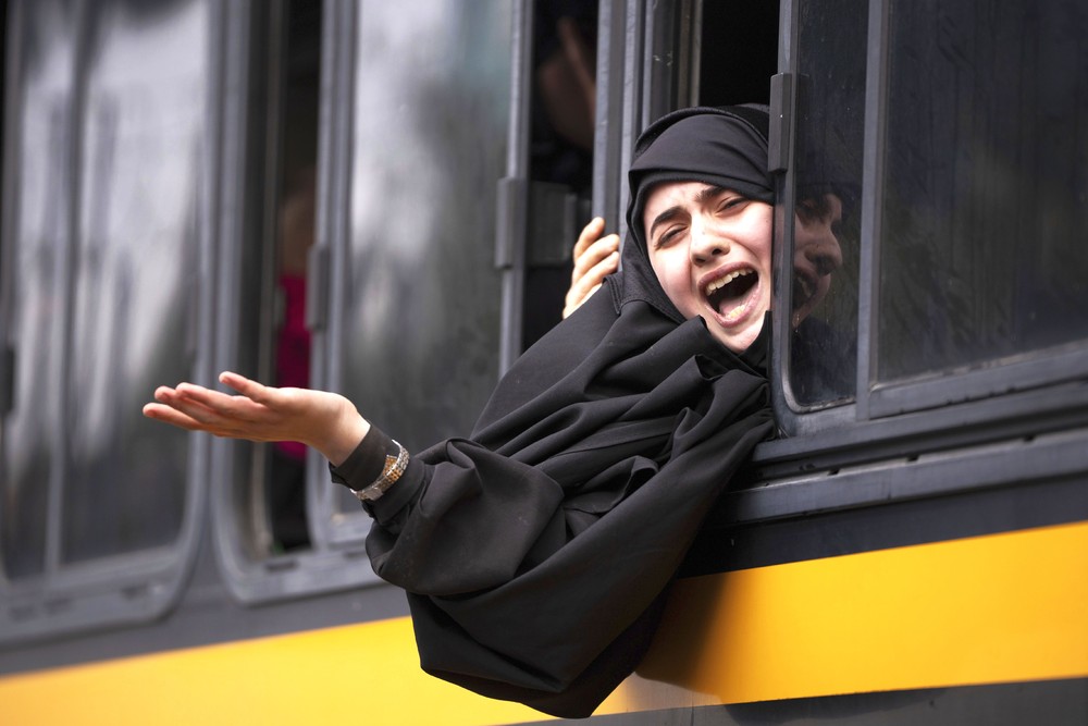 Pictures of the Year 2024, Part 230/2406