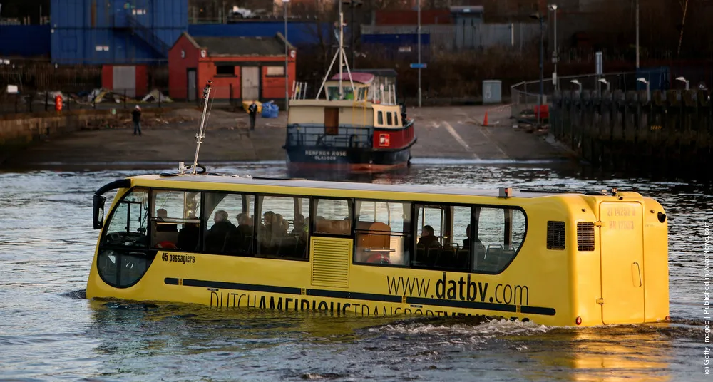 Amphibious Bus