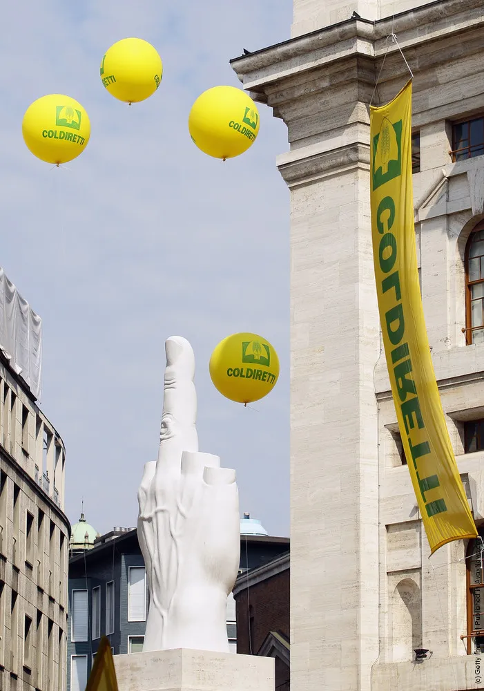 Pig Farmers Protest At Milan Stock Exchange