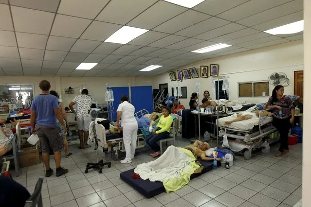 Injured people are attended to at the Rafael Rodriguez Zambrano Hospital after an earthquake struck off Ecuador's Pacific coast, in Manta April 17, 2016. (Photo by Guillermo Granja/Reuters)