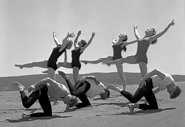 Halprin/Lathrop Dancers, San Francisco, CA, 1953. (Photo by Gerald Ratto)