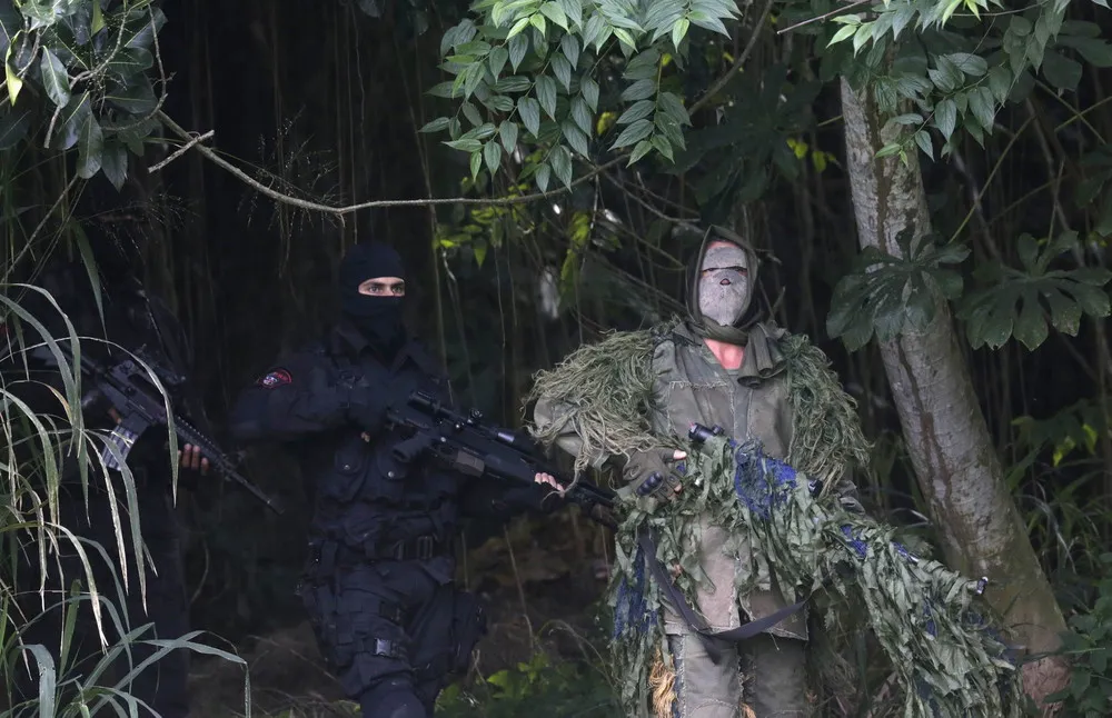 Brazilian Marines Conducts Anti-terror Drill