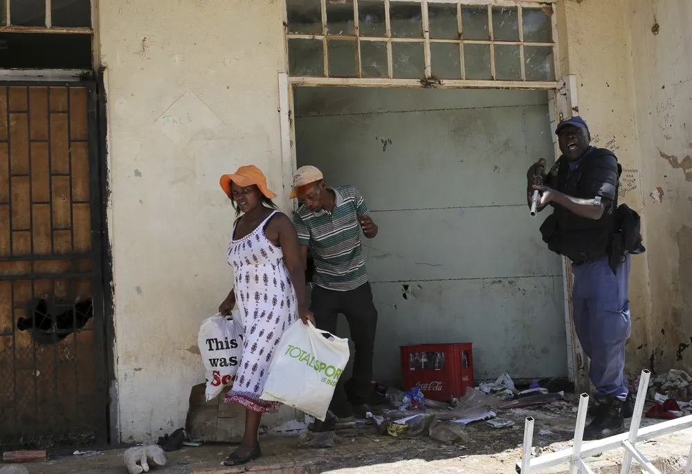 South Africa: Foreign-Owned Shops Looted