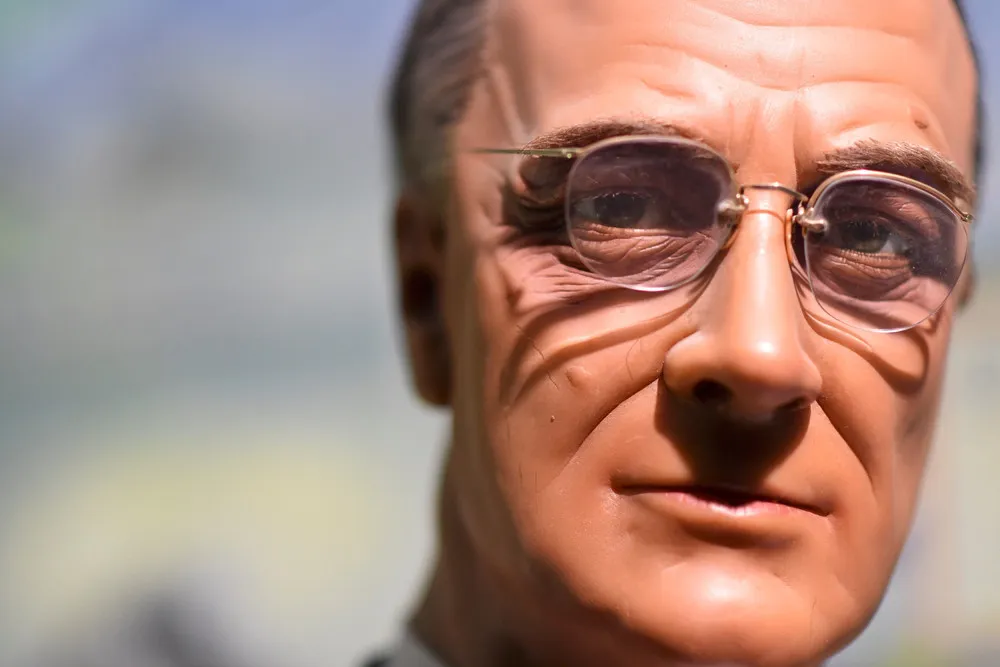 Wax Figures of US Presidents go under the Hammer