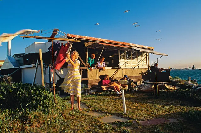 A sea breeze sweeps through the shacks. (Photo by Frances Andrijich)