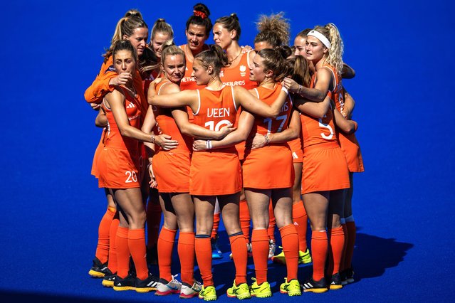 The Netherlands huddle up before taking on Great Britain in the hockey quarter-final on August 5, 2024. (Photo by Hollandse Hoogte/Rex Features/Shutterstock)