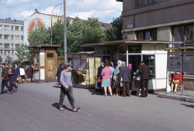 Street vendors at Lermontov Station, Moscow, 1969