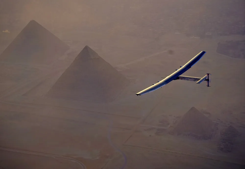 Solar Impulse 2 Lands in Egypt
