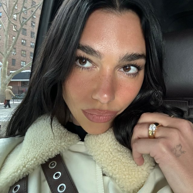 English-Albanian singer Dua Lipa early February 2025 shows off some bling. (Photo by dualipa/Instagram)