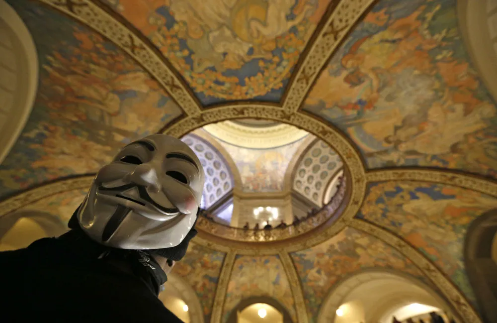 Guy Fawkes Image Connects People around the World