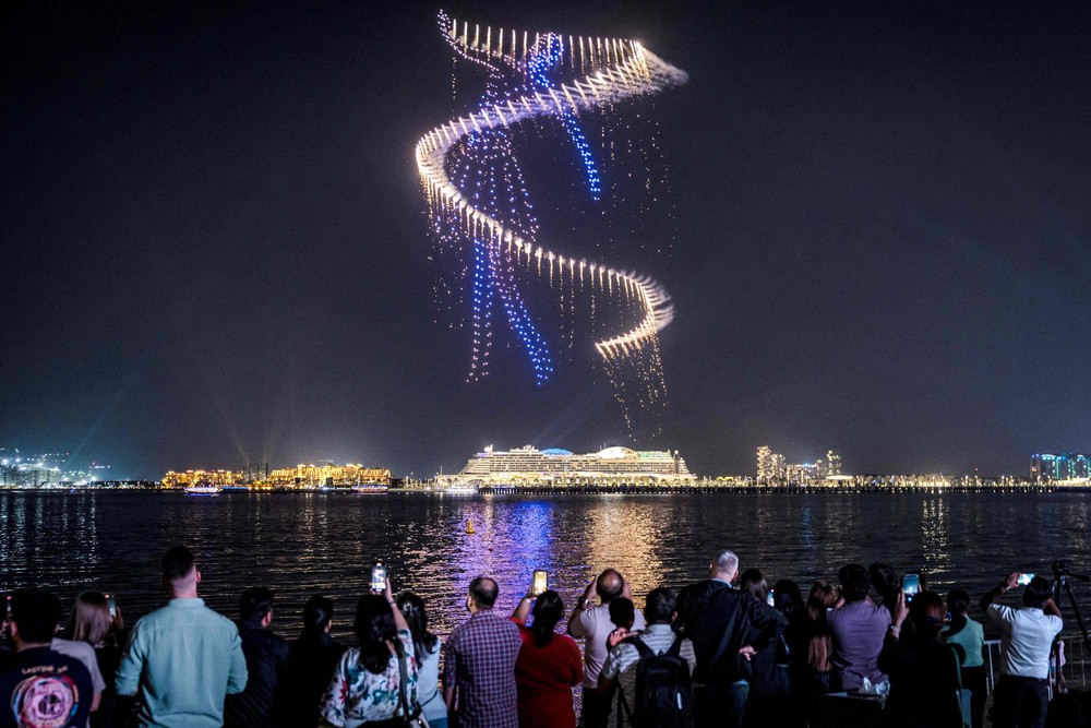 Pictures of the Year 2024, Part 230/2406