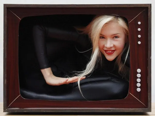 Meet the World's Most Flexible Woman Julia Gunthel Aka Zlata