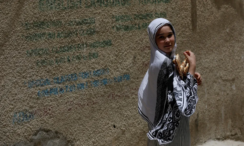 A Look at Life in Pakistan, Part 1/2