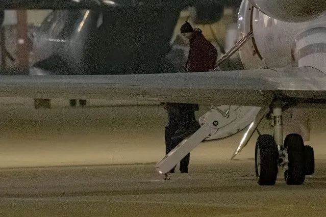 American basketball star Brittney Griner gets out of a plane after landing at the JBSA-Kelly Field Annex runway on December 9, 2022 in San Antonio, after she was released from a Russian prison in exchange for a notorious arms dealer. WNBA player Griner, 32, who was arrested in Russia in February on drug charges, was expected to be transferred to a nearby military facility for medical checks, US media reported. (Photo by Suzanne Cordeiro/AFP Photo)