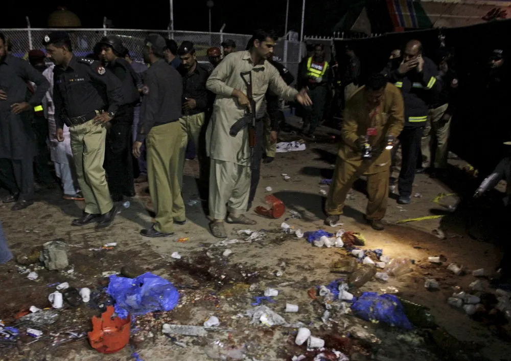 Bomb Blast Strikes Easter Celebrants in Pakistan