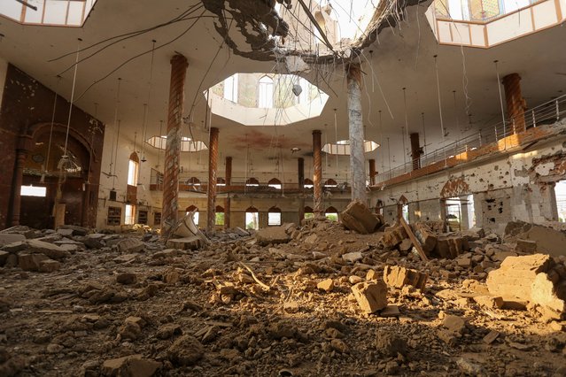 A general view of a damaged structure of an Islamic seminary after Indian strikes in Ahmedpur Sharqia, about 7 kilometers from Bahawalpur in Pakistan's Punjab province, on May 7, 2025. India and Pakistan exchanged heavy artillery along their contested frontier on May 7, after New Delhi launched deadly missile strikes on its arch-rival in the worst violence between the nuclear-armed neighbours in two decades. (Photo by Shahid Saeed Mirza/AFP Photo)