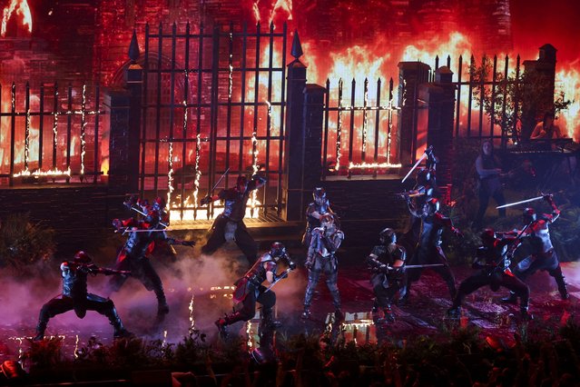 Chappell Roan performs during the 2024 MTV Video Music Awards in Elmont, New York, U.S., September 11, 2024. (Photo by Brendan McDermid/Reuters)