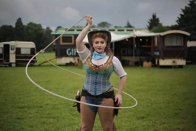 Gun-slinging, rope-spinning cowgirl Lilian Konyot. (Photo by Tom Pilston/The Guardian)